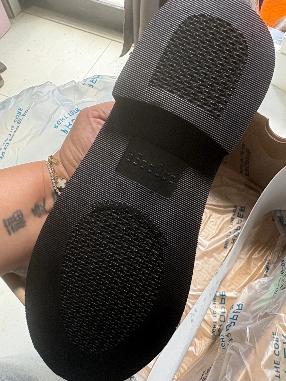 Propper shiny black